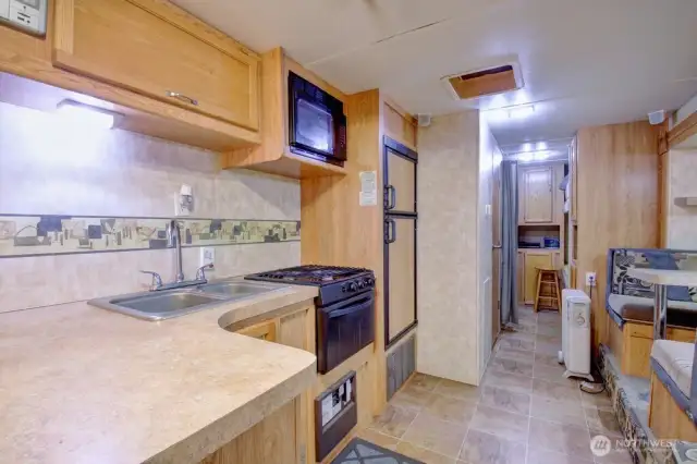 Kitchen with all necessities