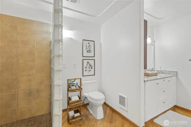 Primary Ensuite