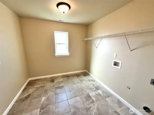 Xtra large laundry room