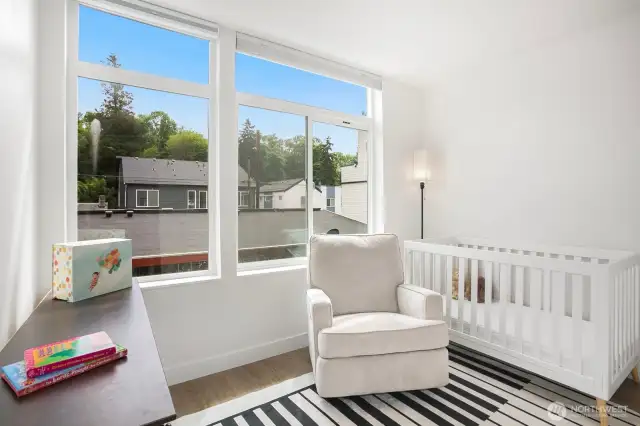 Third bedroom (floor 2)