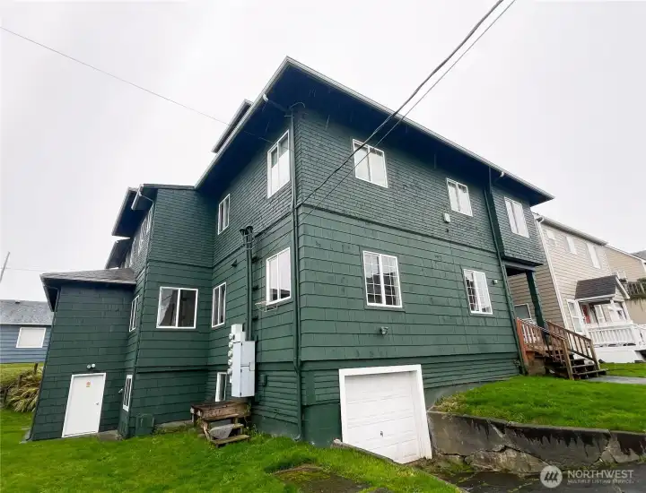 Exterior. Front left