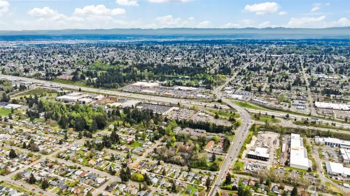 Close to I5 and Wapato park