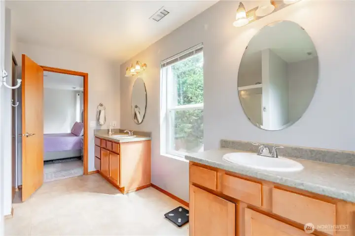 Primary en suite