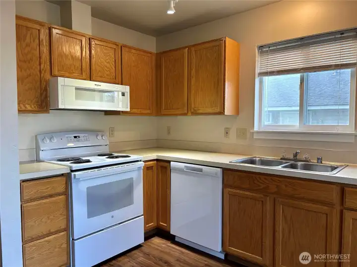 Kitchen with newer appliances