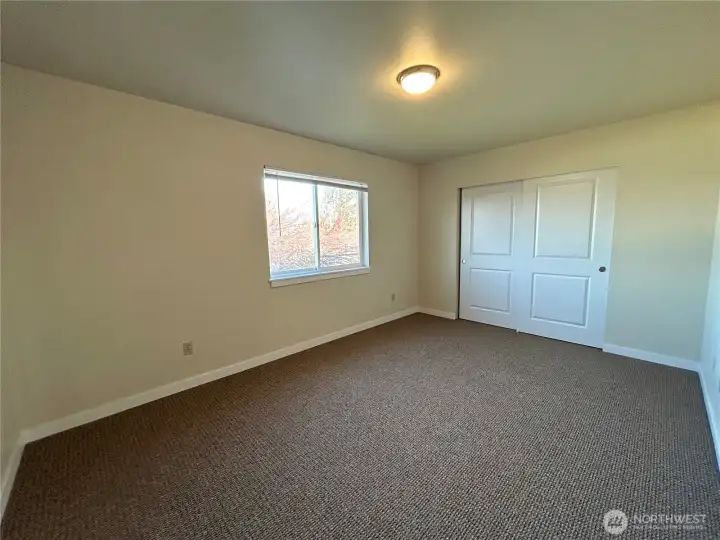Upstairs bedroom 2