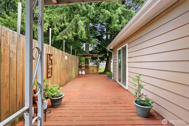 Deck Deck
