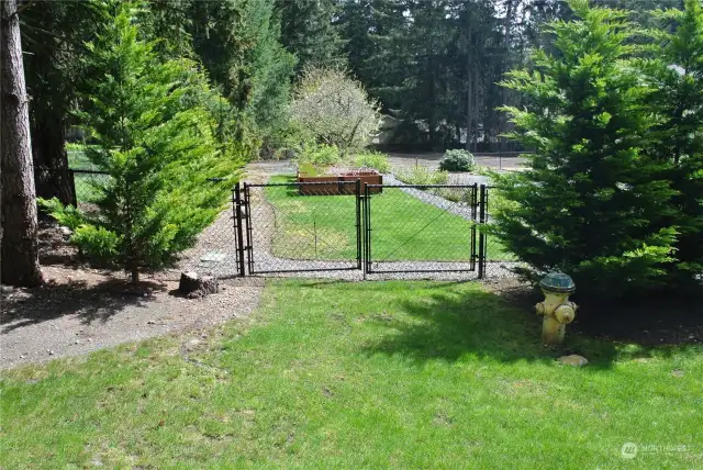 side gate access