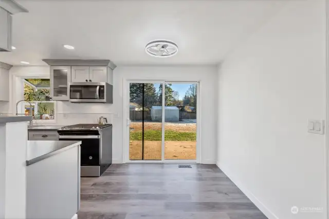 Dining space off kitchen