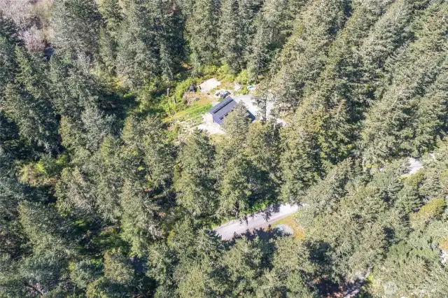 Access road to the property via Blue Heron Lane, as seen here.