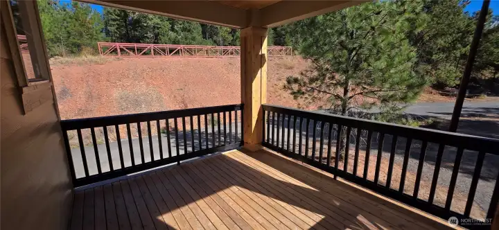 As the newest PNW master-planned community, enjoy 200+ acres of open space, trails & the Coal Trax Mt Bike Park. Soaring ceilings in the great roommake each day worthy of celebration & open floorplan appeals to entertaining. Covered deck & patio. Southern-facing homesites range from the mid600s- 900ks. Enjoy a variety of innovative & distinctive new home options with the best all-season recreation just moments away! Built for the future,indulge in a retreat just 90-min to Seattle. Plans and elevations are artist’s renderings only, may not accurately represent the actual condition of a home asconstructed and may also contain options and upgrades which are not included in the sale. Trailside Homes reserves the right to make changes to the floorplan, specifications, dimensions, design and elevations without prior notice. Stated dimensions and square footage are estimated and should not be usedas representations of the home’s actual size.