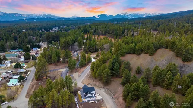 As the newest PNW master-planned community, enjoy 200+ acres of open space, trails & the Coal Trax Mt Bike Park. Soaring ceilings in the great roommake each day worthy of celebration & open floorplan appeals to entertaining. Covered deck & patio. Southern-facing homesites range from the mid600s- 900ks. Enjoy a variety of innovative & distinctive new home options with the best all-season recreation just moments away! Built for the future,indulge in a retreat just 90-min to Seattle. Plans and elevations are artist’s renderings only, may not accurately represent the actual condition of a home asconstructed and may also contain options and upgrades which are not included in the sale. Trailside Homes reserves the right to make changes to the floorplan, specifications, dimensions, design and elevations without prior notice. Stated dimensions and square footage are estimated and should not be usedas representations of the home’s actual size.