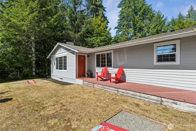 Front entry and level side yard. House and garage exteriors have fresh paint!
