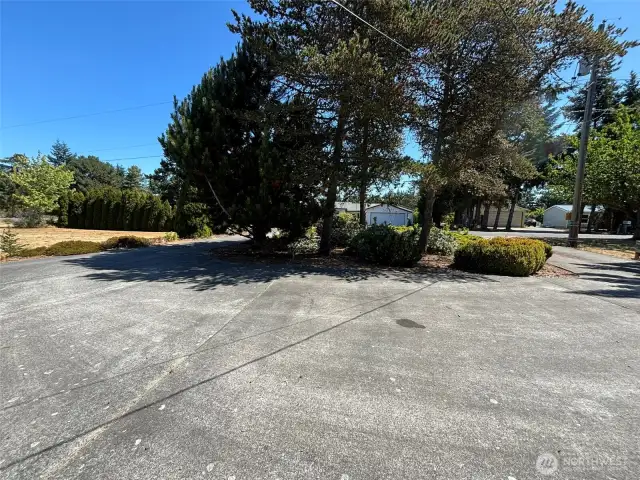Circular Driveway plenty of parking