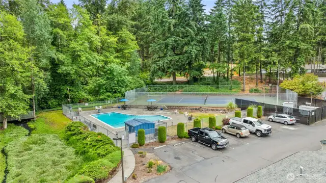 Even a tennis court and swimming pool for your enjoyment!