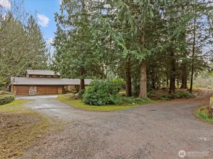 Park like setting - natural setting