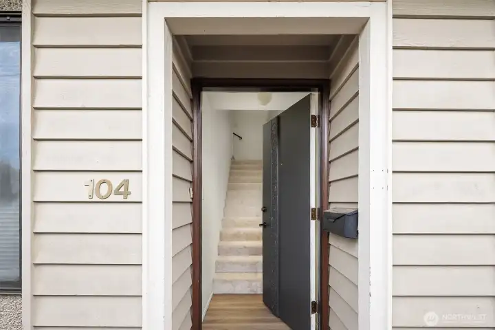 Welcome Home to this Move in Ready Condo in the Heart of Downtown Everett