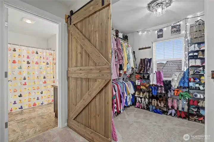 View of your bonus room and full kids/guest bath. Bonus room is currently used as a "ready room", what will you use it for?