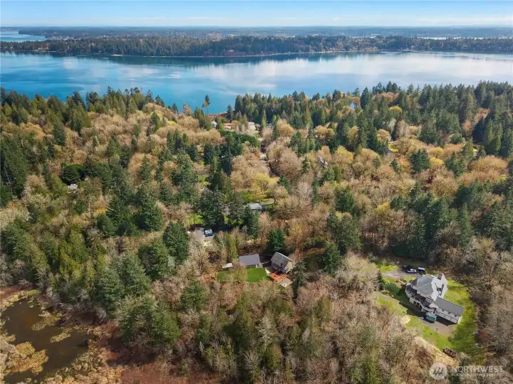 Peaceful location offers privacy, natural beauty, and the community waterfront just around the corner - great location for kayaking.
