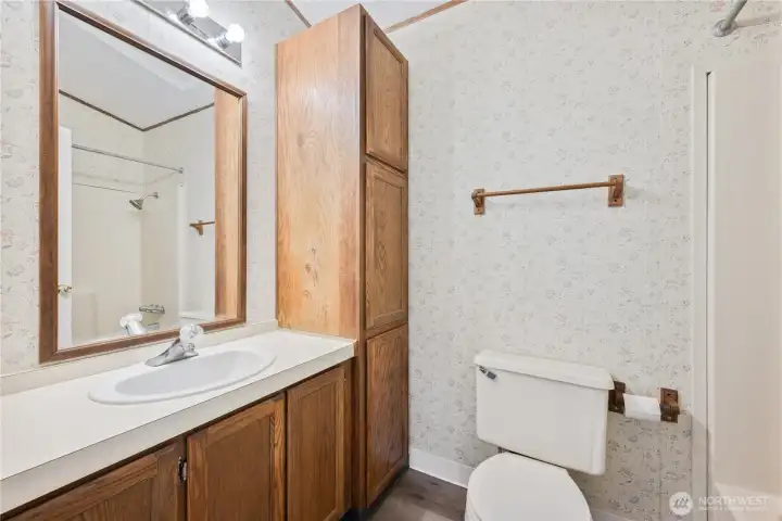Main bathroom