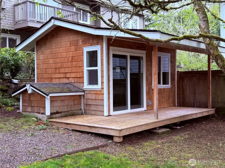 As a bonus, adjacent to the pump house is a small office/art studio under the old Chestnut tree.