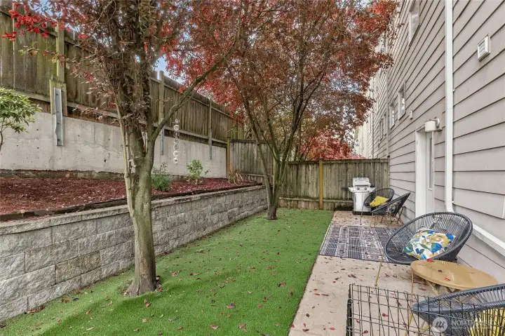 Private patio and yard is a great place to retreat to at the end of the day. Facing East it is much cooler on hot summer days. Perfect place for play for kids and pets. Private patio and yard is a great place to retreat to at the end of the day. Facing East it is much cooler on hot summer days. Perfect place for play for kids and pets.