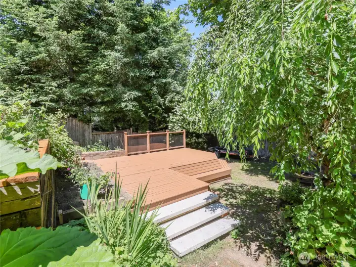 SO many outside options for your next gathering
