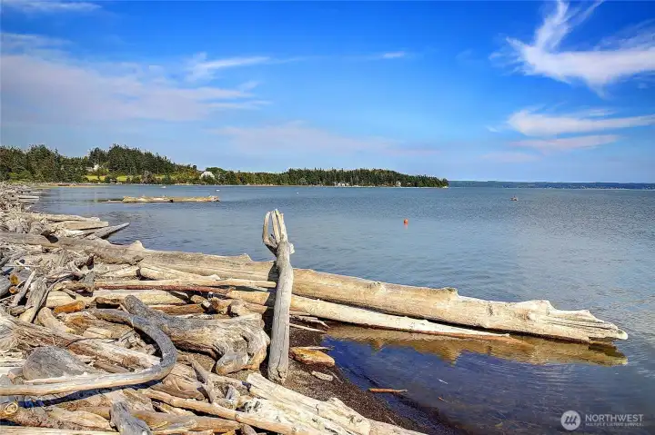 Looking SE Towards Cascades and Juniper Beach~