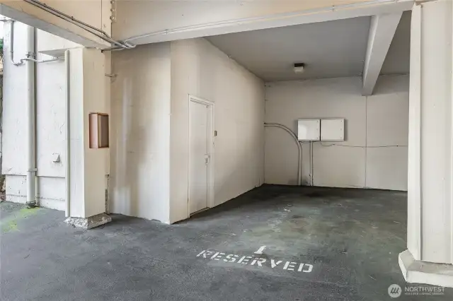 Covered private parking #1