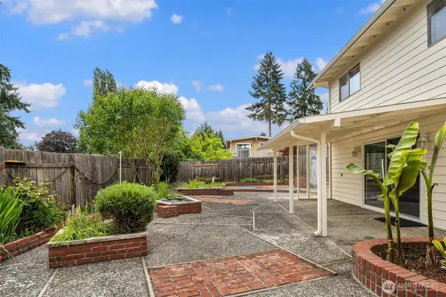 Room for entertaining, gardening, play, and so much more, endless possibilities await.