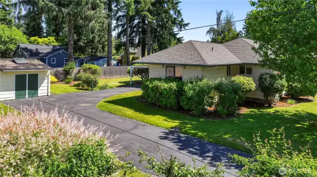 Carport Parking w/ Plenty Of Space For An RV