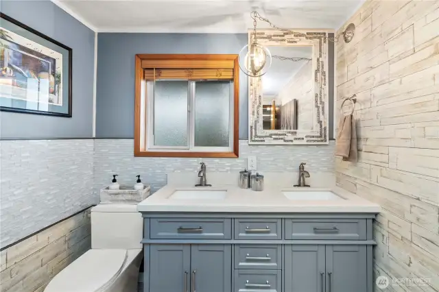 Lower Level 3/4 Bath