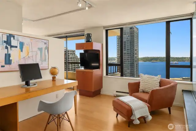 Use these flexible spaces for offices, media rooms, den, or bedrooms