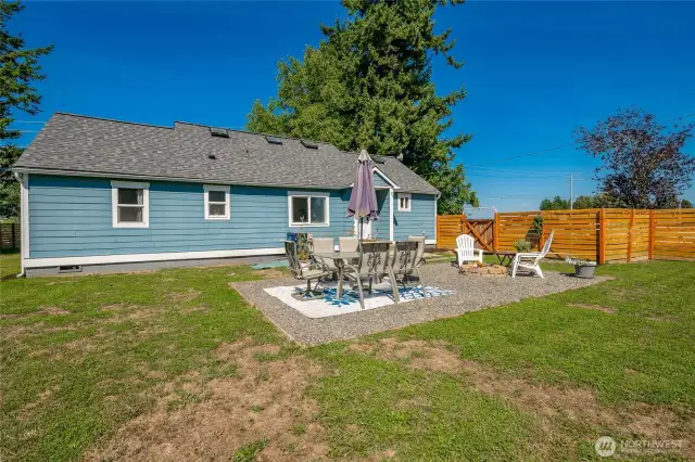 Large backyard for the pets or entertaining