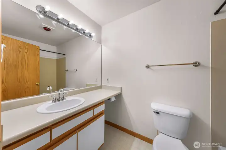 Full bath with plenty of counter space