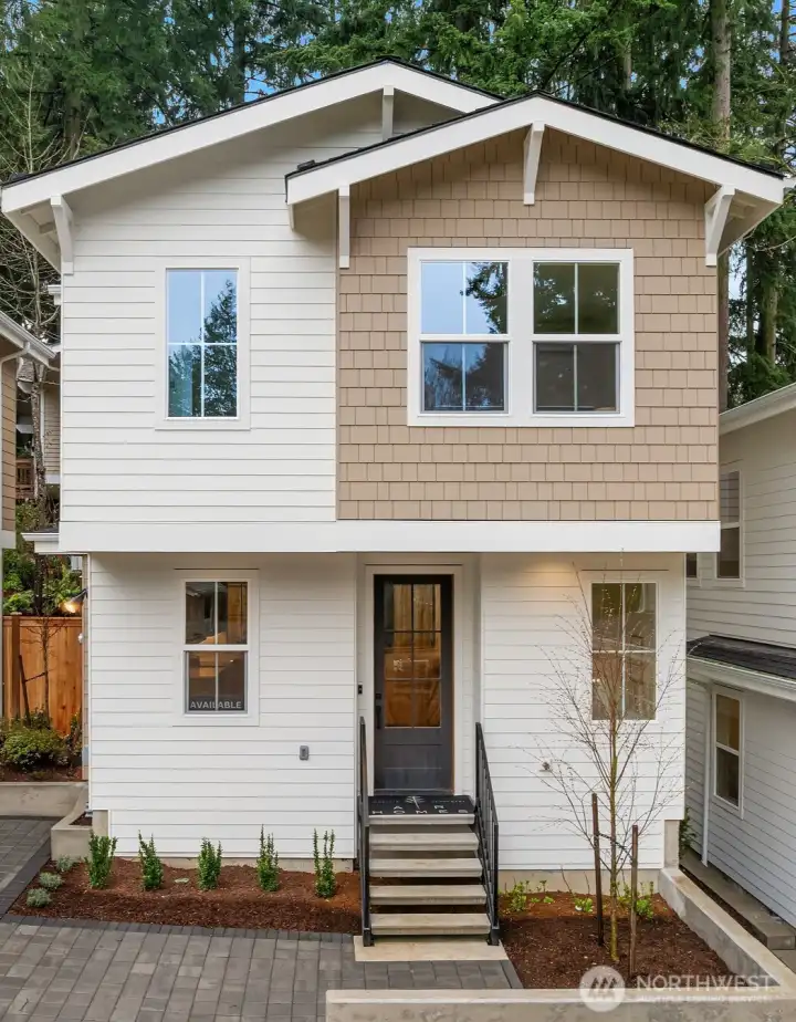 Charming cottage-style home in Kirkland's Highlands neighborhood