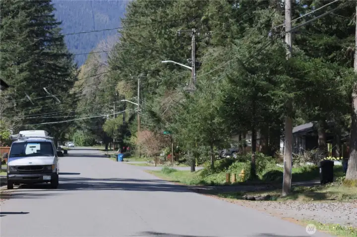 Another look at the street front for your future custom home.