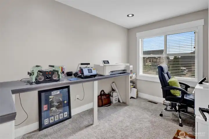 3rd bedroom used as an office 3rd bedroom used as an office