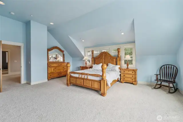 Super-sized primary bedrooms has views of Port Susan and the Cascade Mountains, including Mt Baker.  Imagine waking up to that view every morning!