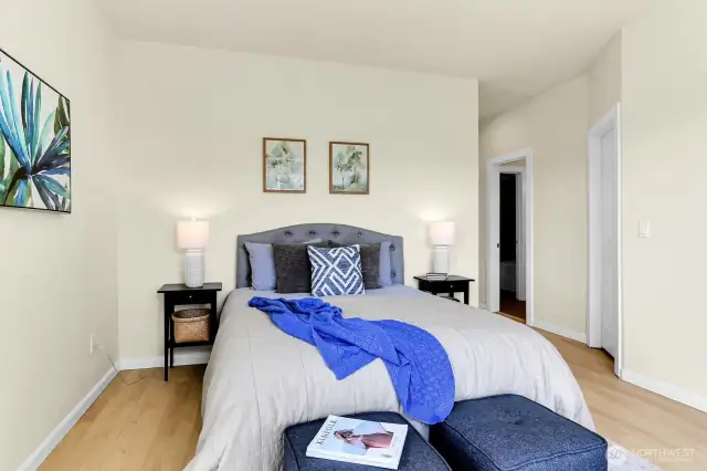 Primary bedroom has an attached full bath and a walk-in closet