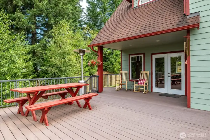 Which leads us to an expanded Deck with opportunities for entertaining (or just keeping the majesty all to yourself!)