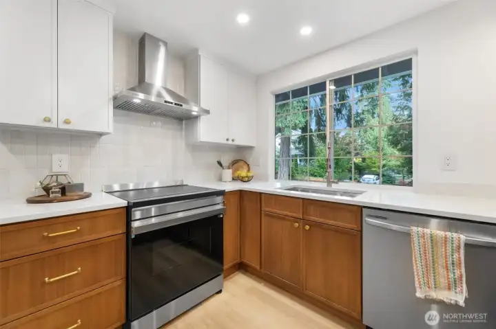 New Kitchen Cabinetry