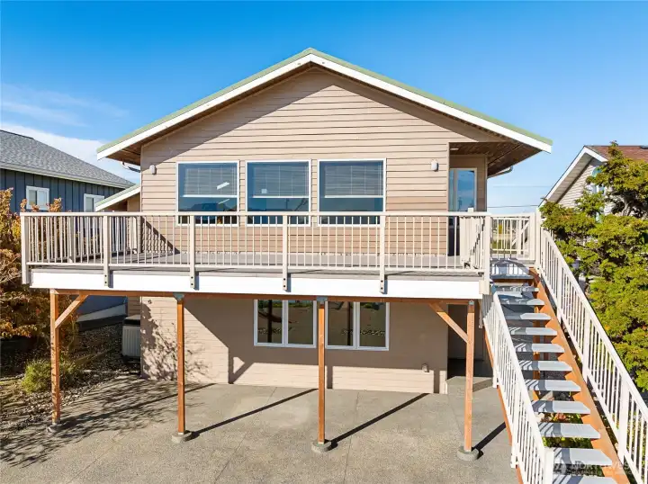 Come enjoy this modest home at a modest price. Update to your personal taste at your own speed...if you are not too busy enjoying boating! This is one of the great buys at Sandy Point! Don't miss out!