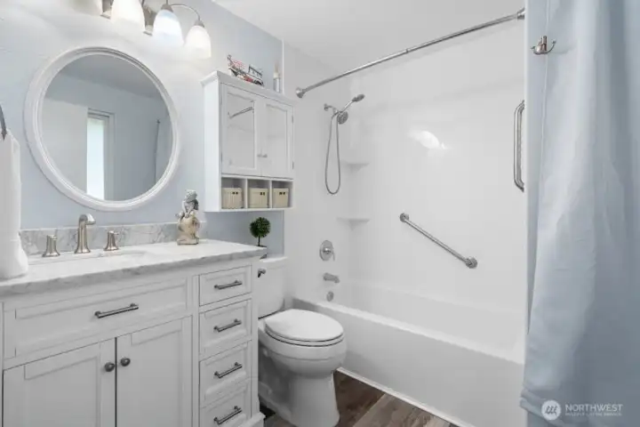 Fully Updated Bathroom in Primary Suite