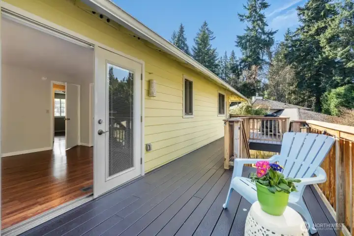 Ample sized Deck....