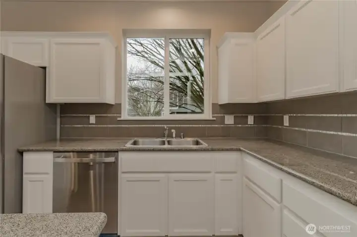 New stove and refrigerator