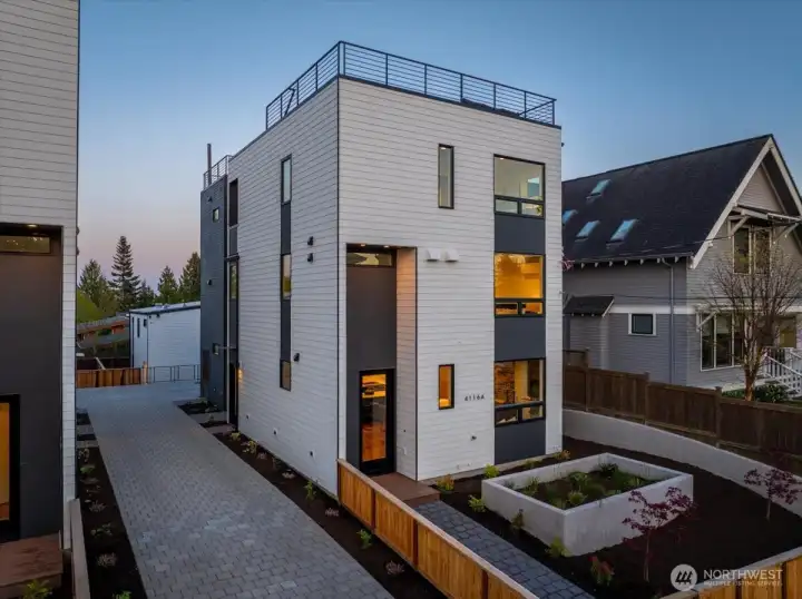 Build Sound's latest project in the heart of Wallingford.