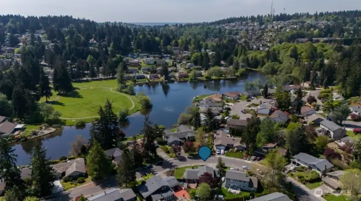 Desirable Twin Lakes neighborhood