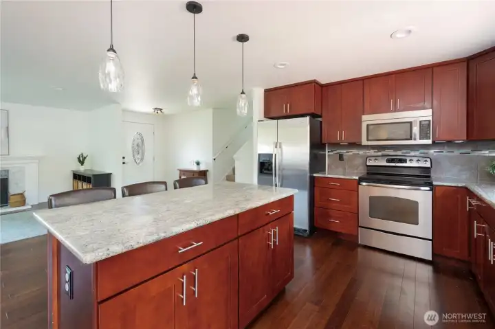 Spacious island for entertaining