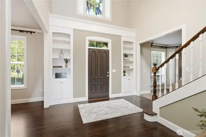 Entrance/Foyer Entrance/Foyer