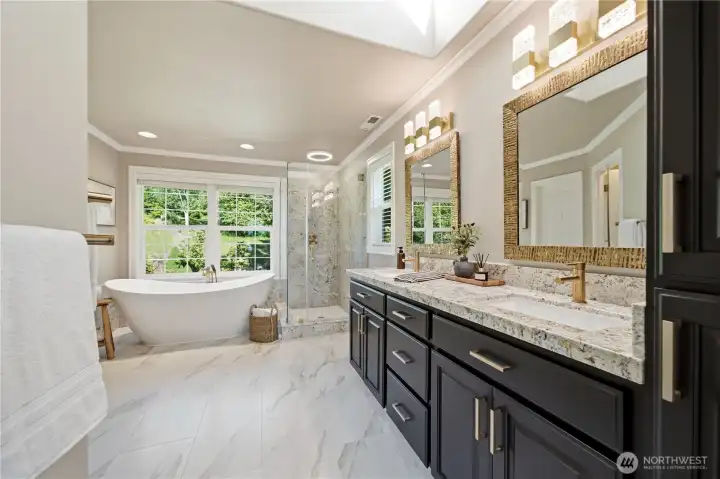 Owner's Suite Bathroom - Double Sinks Owner's Suite Bathroom - Double Sinks